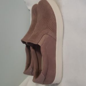 Dr. SCHOLLS SLIP ONS